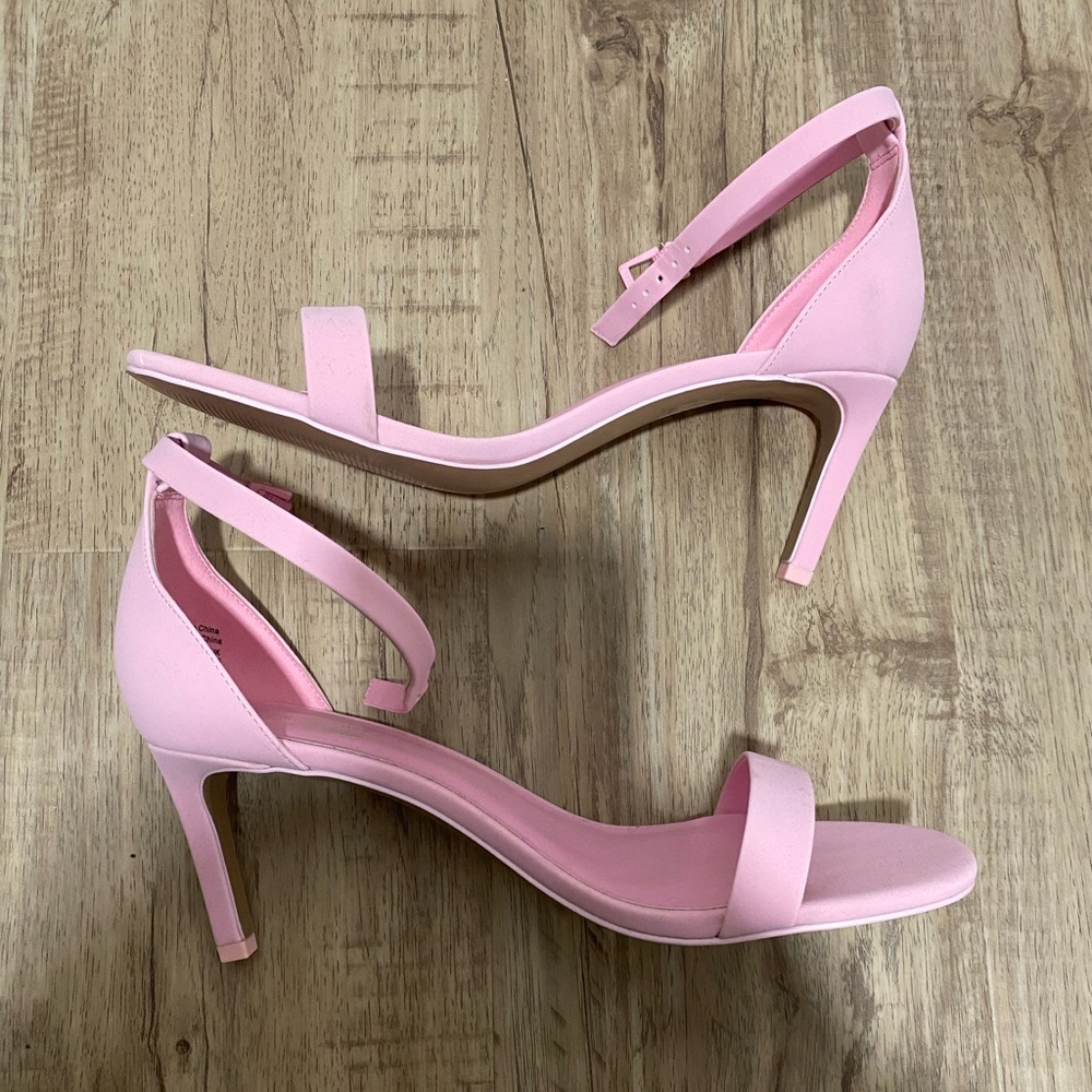 Call it Spring Pink Heels 🎀🌸 - Picture 8 of 8